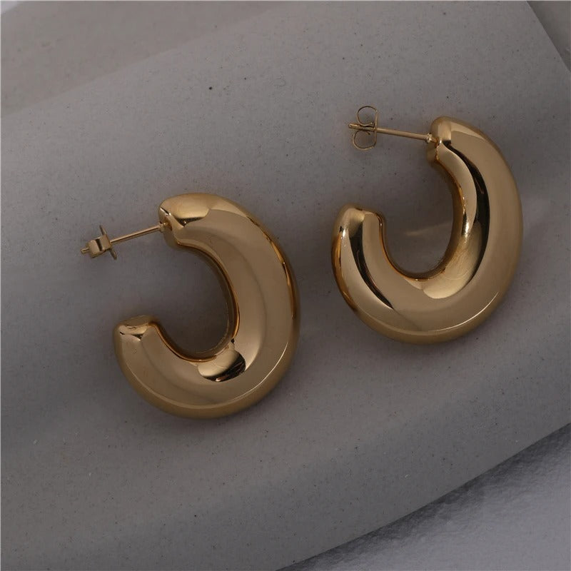 melomelo Guard - Oval Hoop Earrings