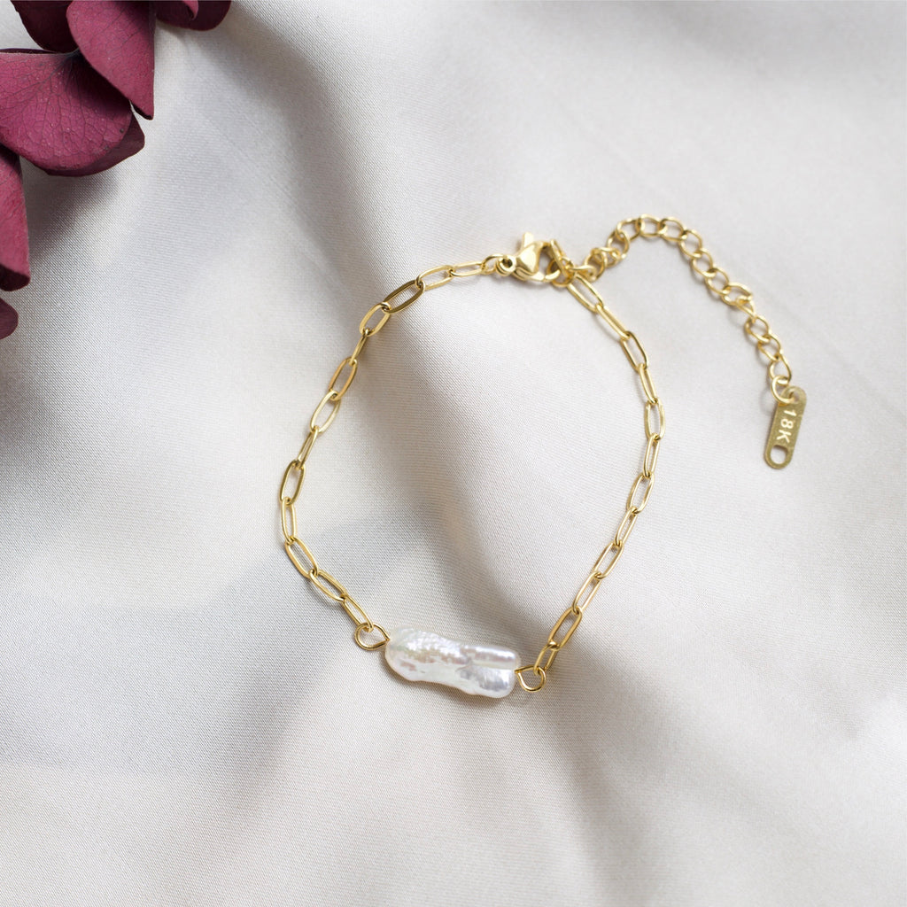 melomelo Eden - Baroque Pearl Bracelet Gold