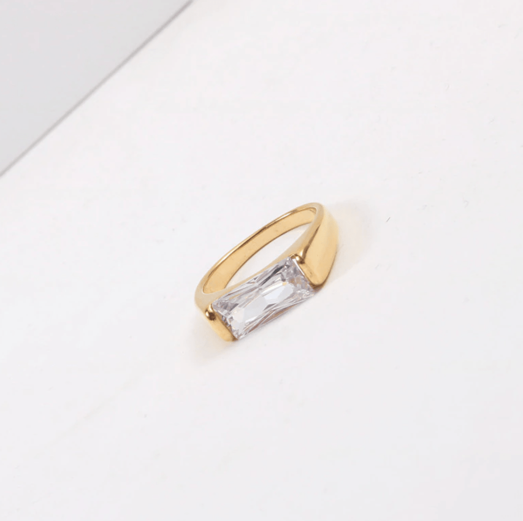 melomelo Aloysha - Baguette Crystal Square Signet Ring