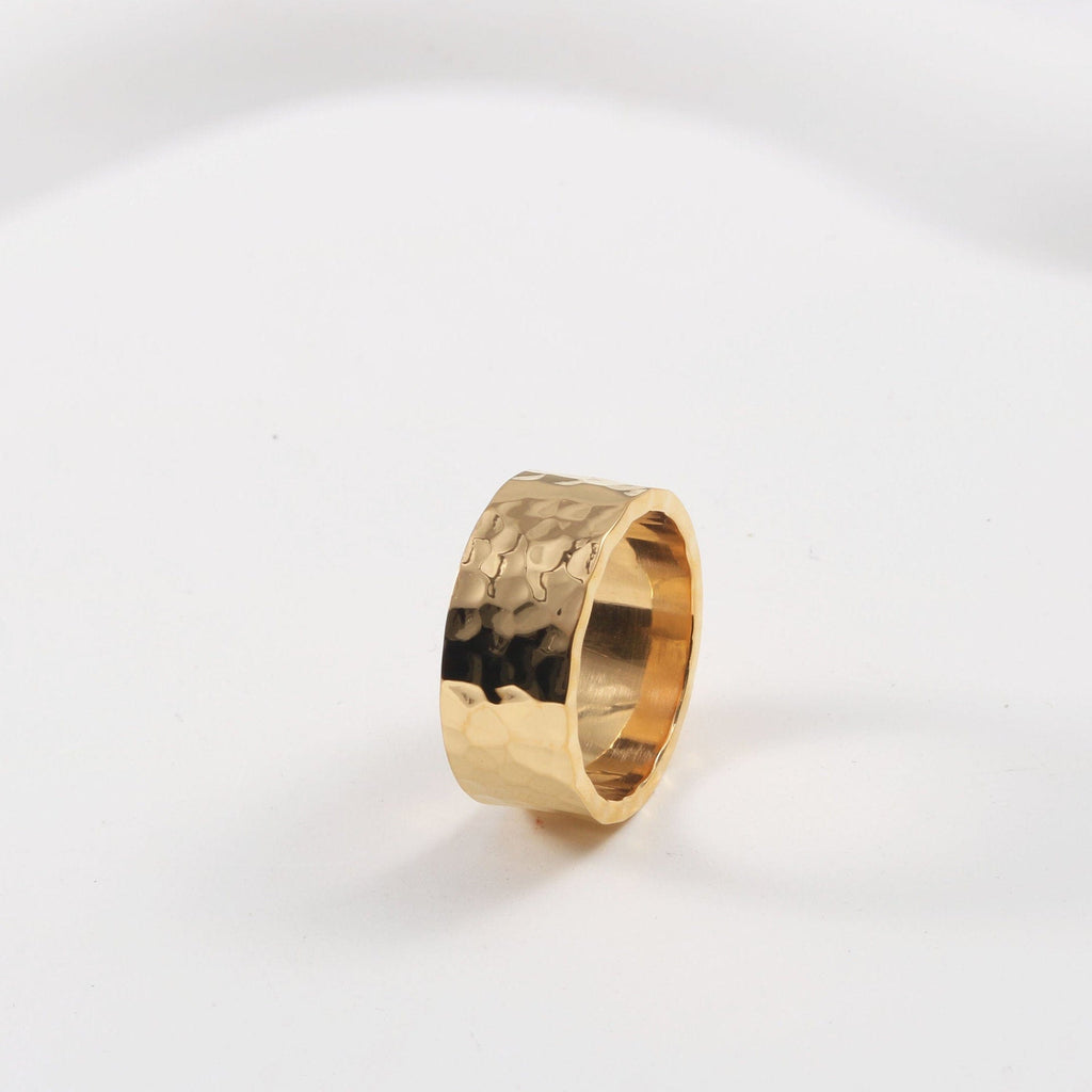 melomelo Ankareeda - Hammered Gold Band Ring