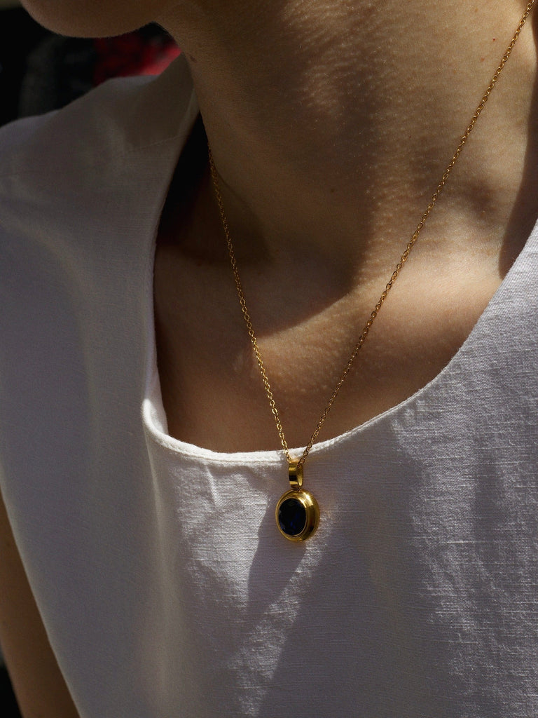 melomelo Atlas - Crystal Drop Pendant Necklaces