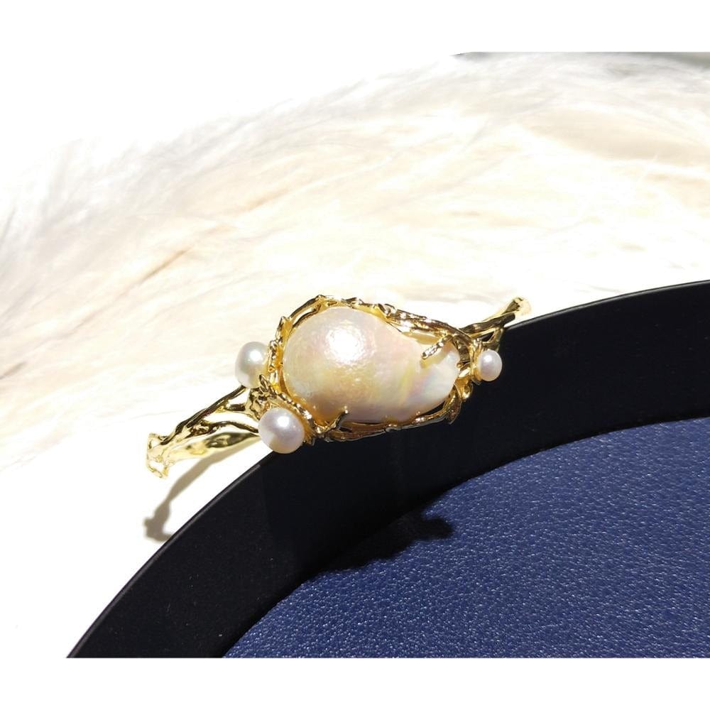 Baroque Pearl Cuff Bracelet – melomelo