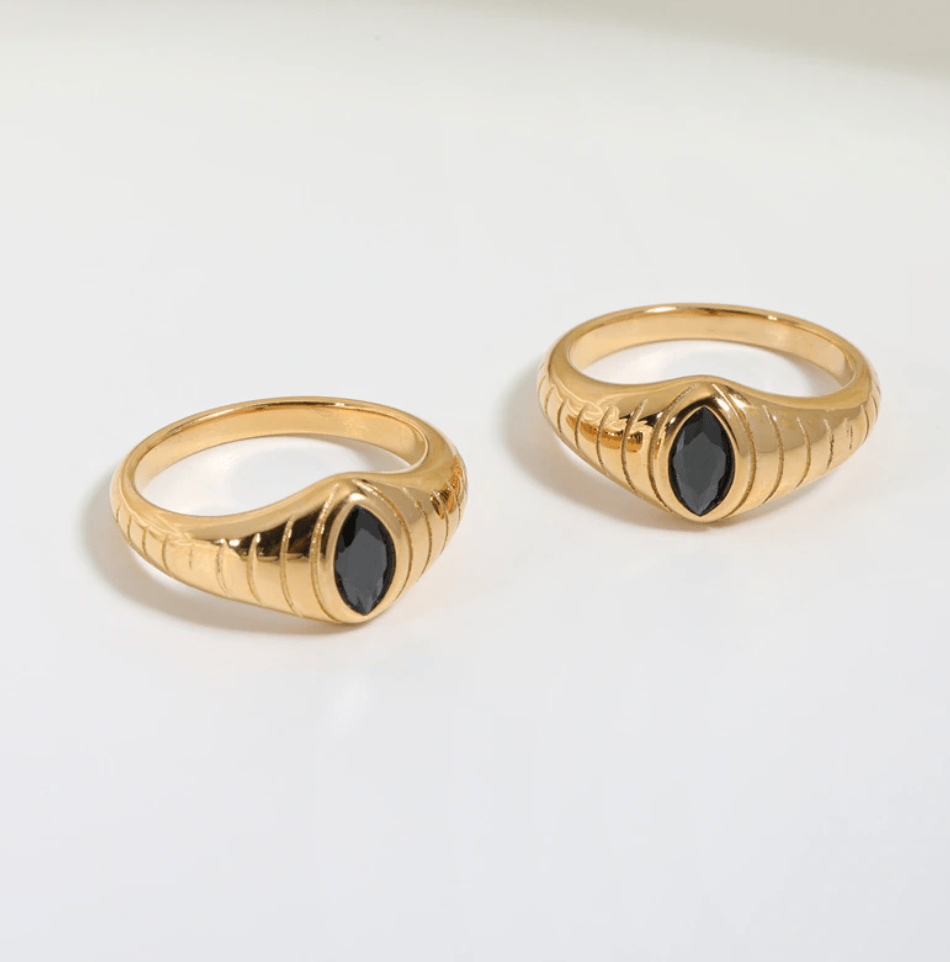 melomelo Birdy - Black Crystal Ring