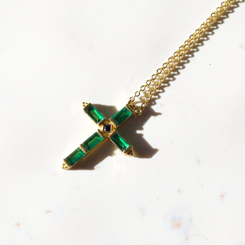 melomelo Cyzarine - Gold Chain Cross Necklace