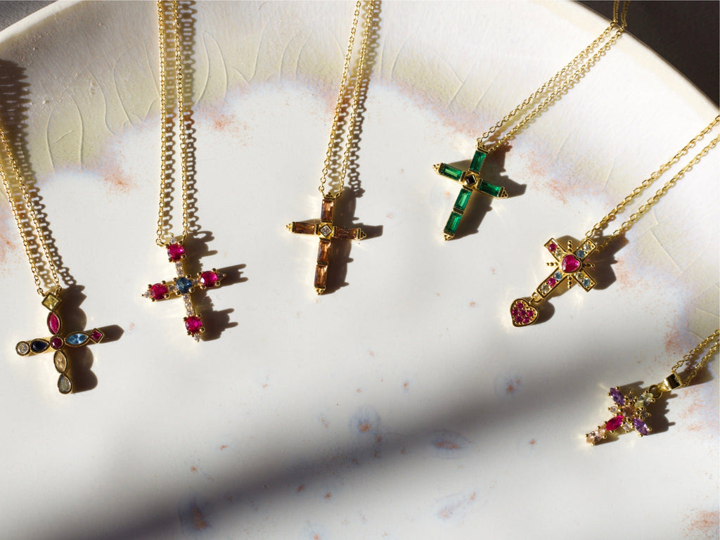 melomelo Cyzarine - Gold Chain Cross Necklace