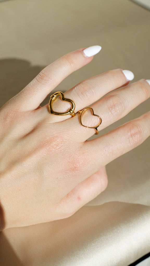 melomelo Dainty Open Heart Ring