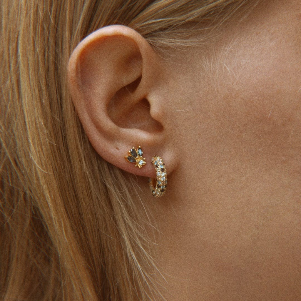 melomelo Geneve - Honey Bee Crystal Stud Earrings