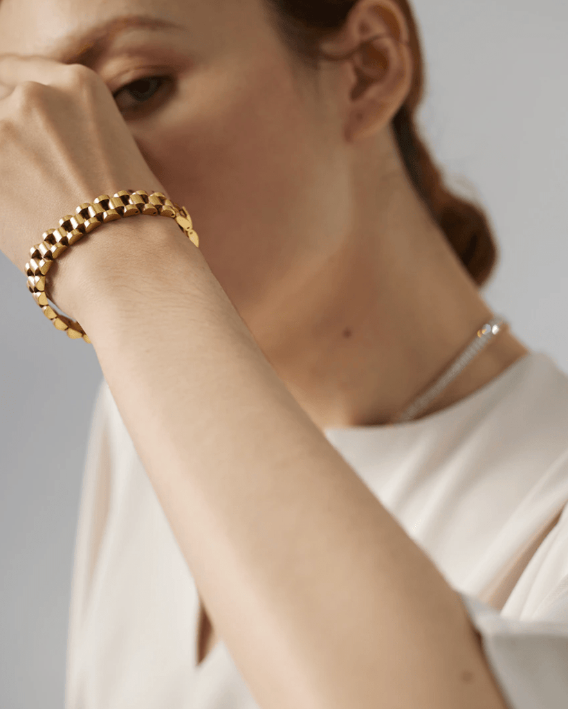 melomelo Gold Flat Chain Chunky Bracelet