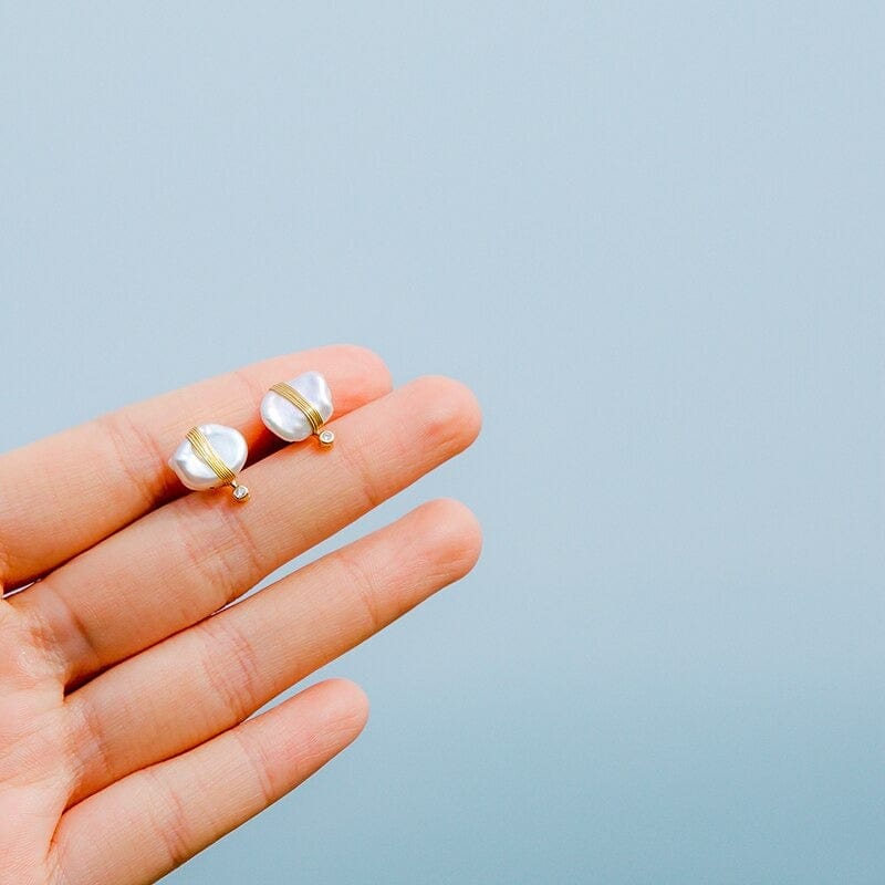 melomelo Gold Wrapped Keshi Pearl Studs
