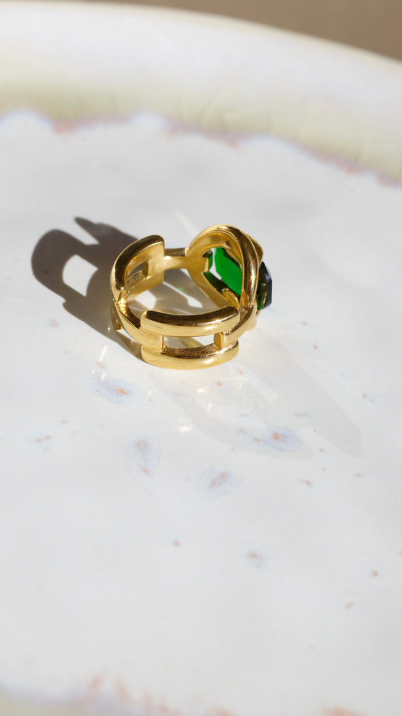 melomelo Green Crystal Chain Statement Ring