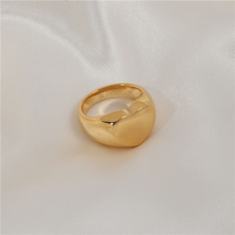 melomelo Heloise - Statement Chunky Heart Signet Ring