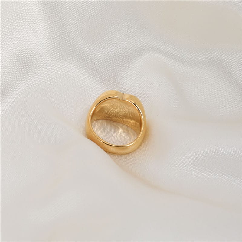 melomelo Heloise - Statement Chunky Heart Signet Ring