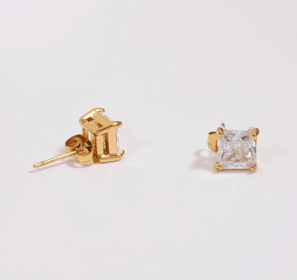 melomelo Kira - Stud Earrings in Diamond Cut