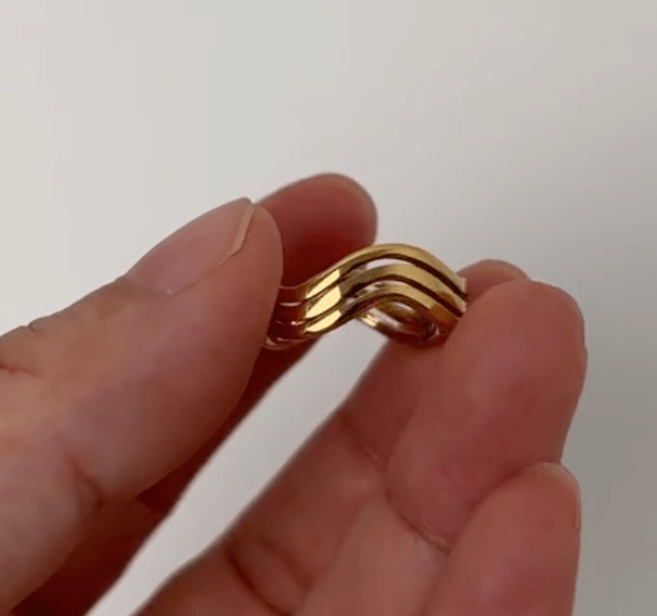 melomelo Livorno - Triple Wave Layering Ring