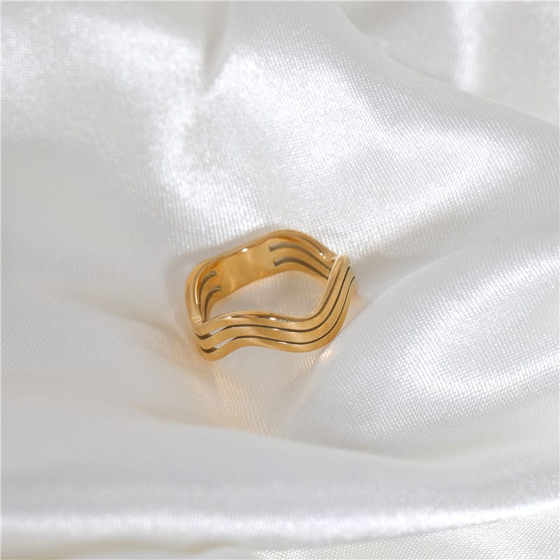 melomelo Livorno - Triple Wave Layering Ring