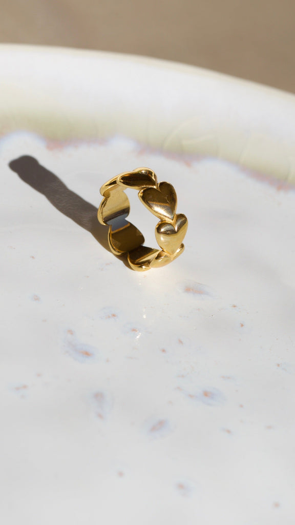 melomelo Love Heart Band Ring