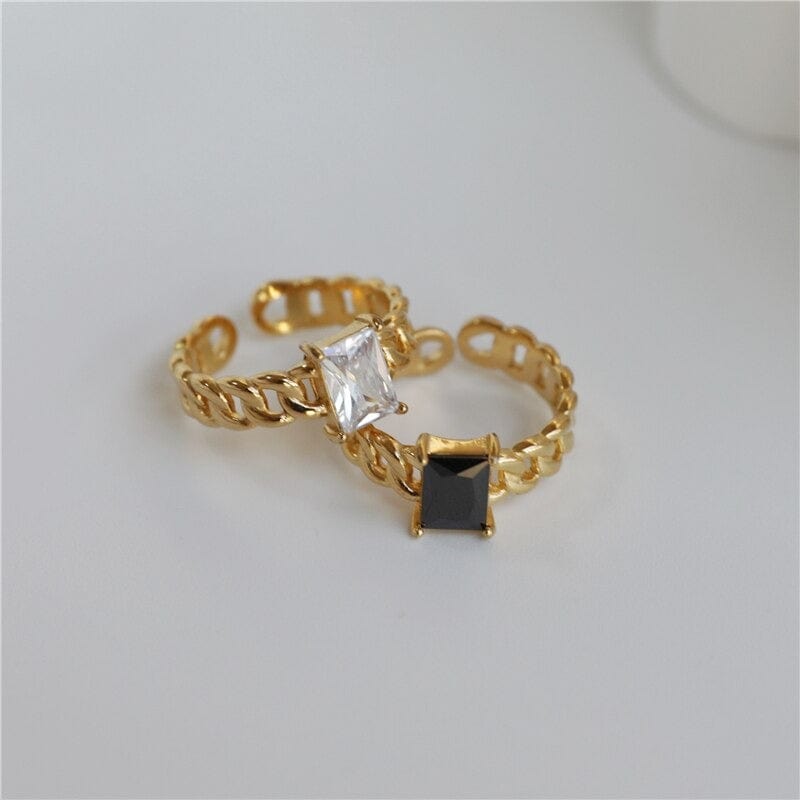 melomelo Mateo - Open Square Knotted Crystal Rings