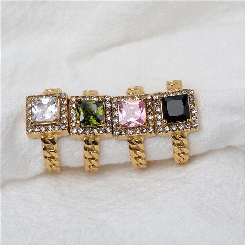 melomelo Orion - Open Square Knotted Crystal Rings