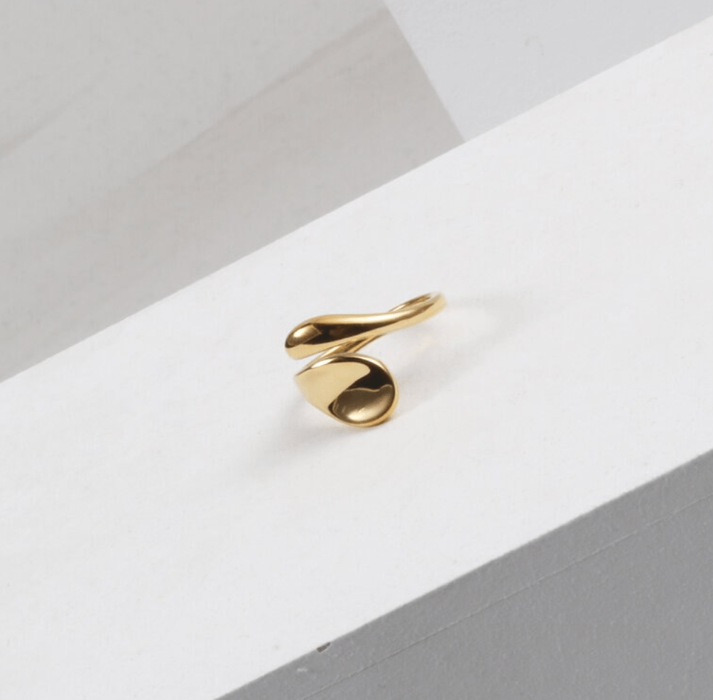 melomelo Raphael - Open Asymmetrical Droplet Gold Ring