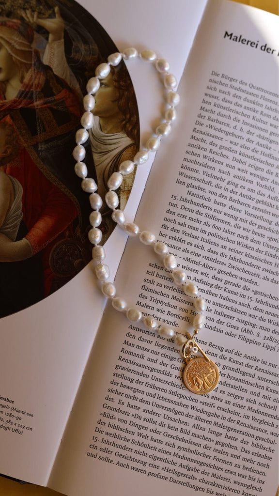 melomelo Roman Coin Pearl Necklace