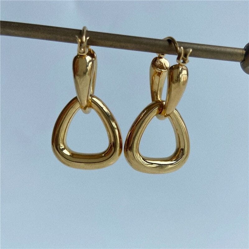 melomelo Rosalie - Interlocking Triangle Hoop Earrings