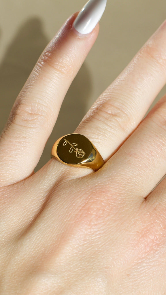 melomelo Samantha - Rose Signet Ring