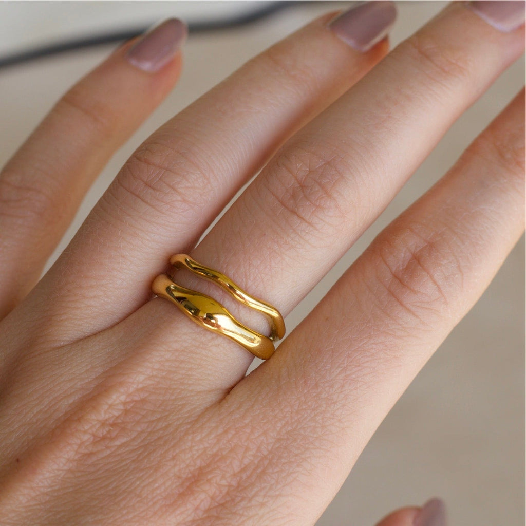 melomelo Shantina - Double Layer Wave Gold Stacking Ring