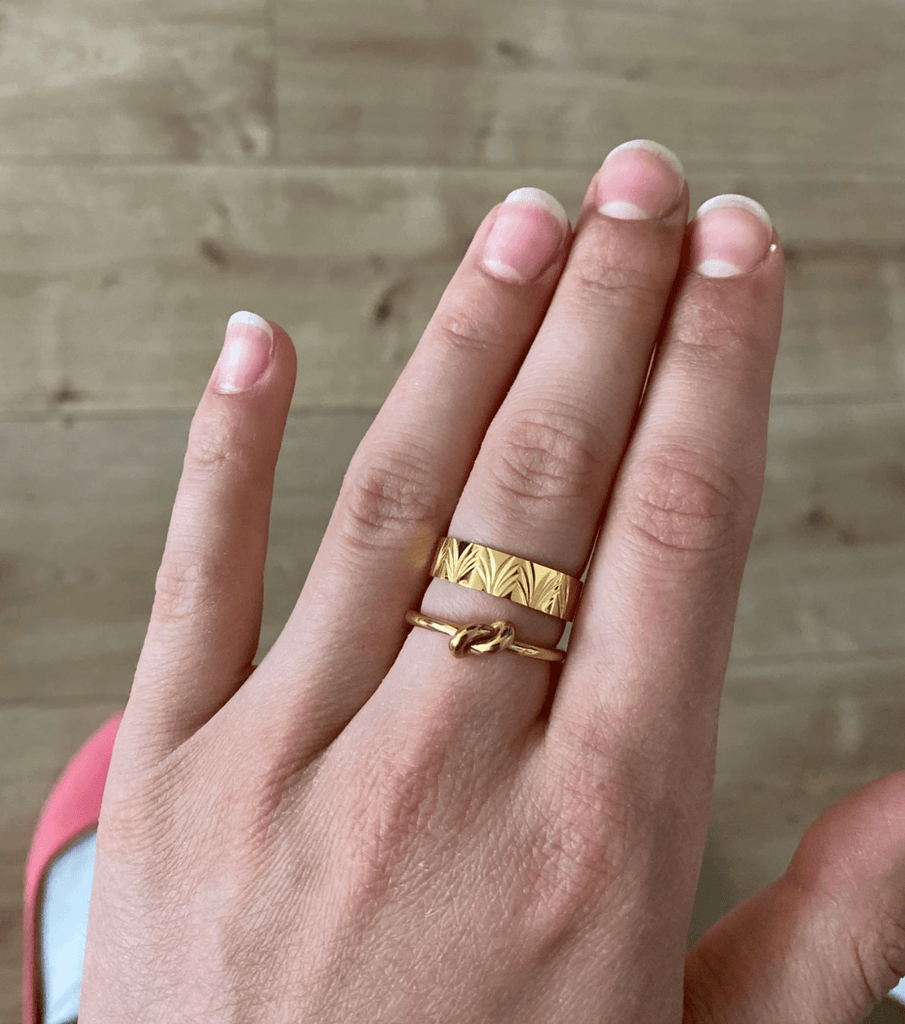 melomelo Syrakus - Simple Gold Knot Ring