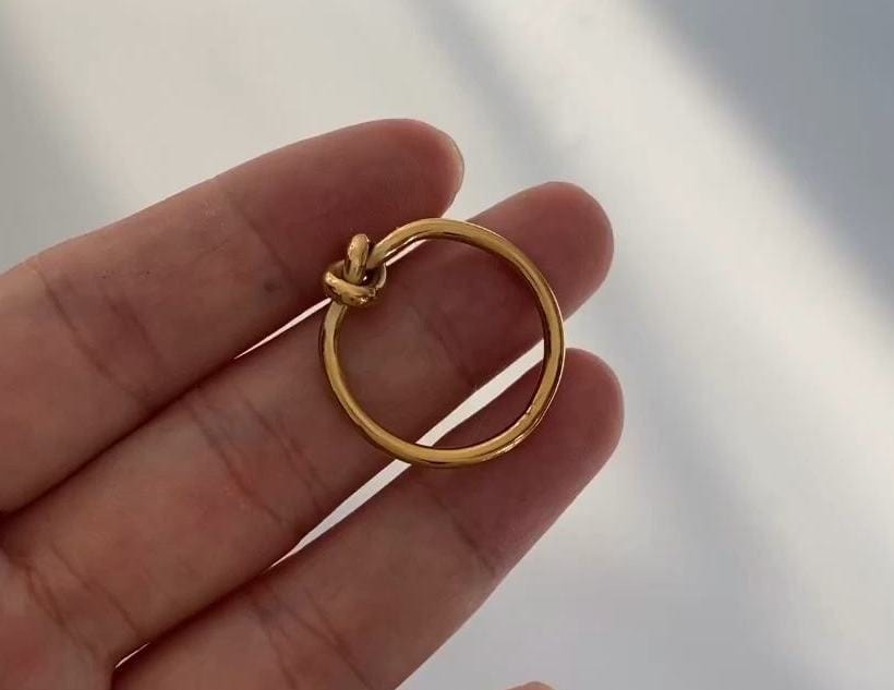 melomelo Syrakus - Simple Gold Knot Ring