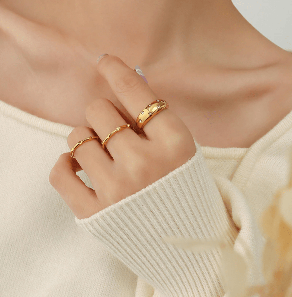 melomelo US 6 / Gold Anais - Bubble Night Star Ring