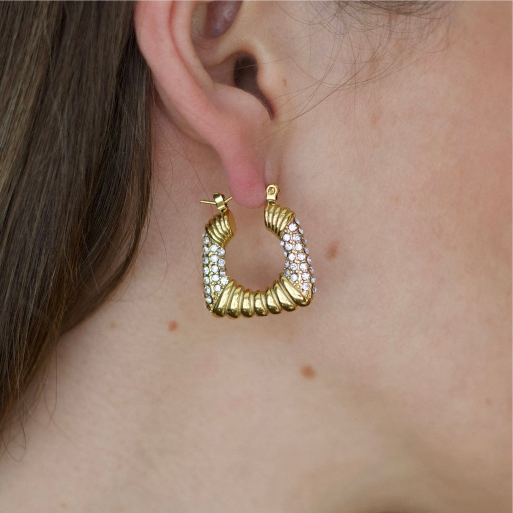 melomelo Valentina - Encrusted Square Statement Hoops