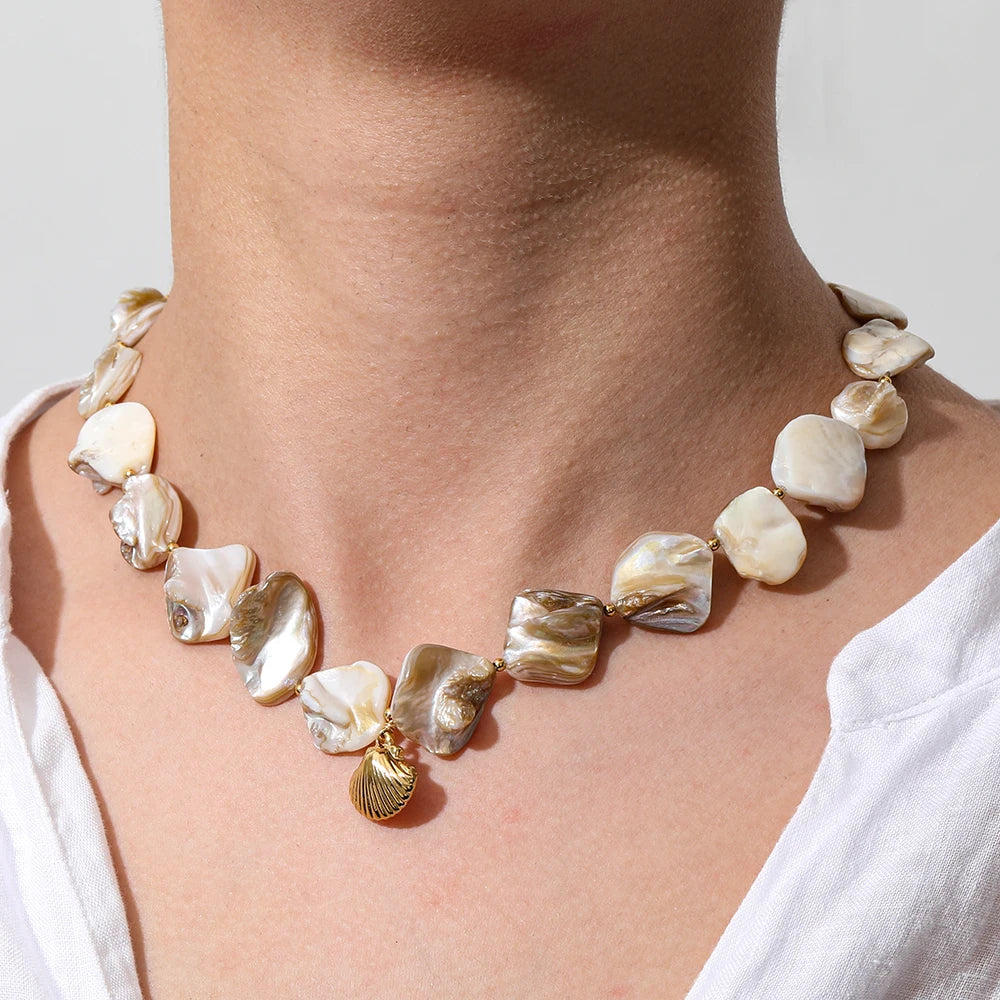 melomelo Dawid - Mother of Pearl Nacre Necklace