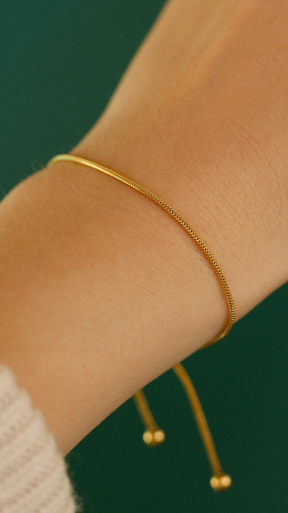 melomelo Orpheus - Thin Gold Bracelet