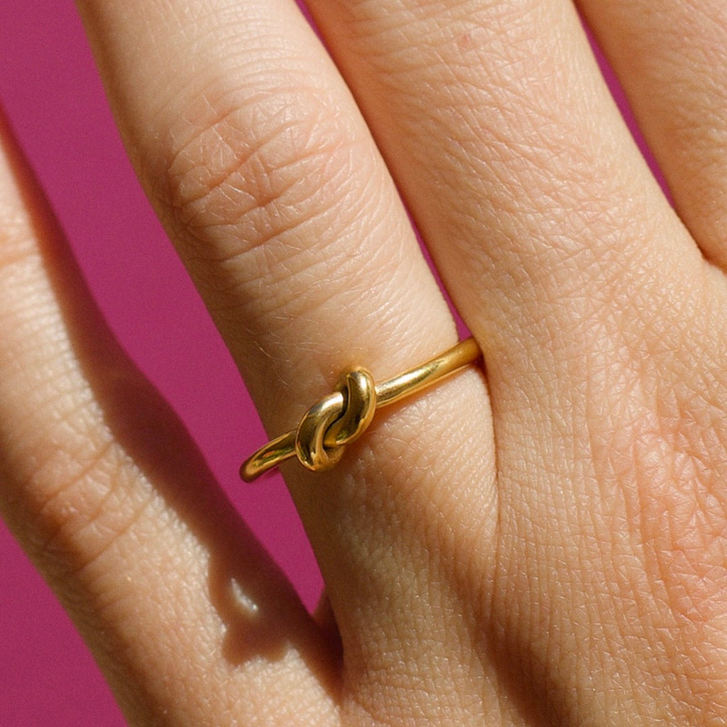 melomelo Syrakus - Simple Gold Knot Ring