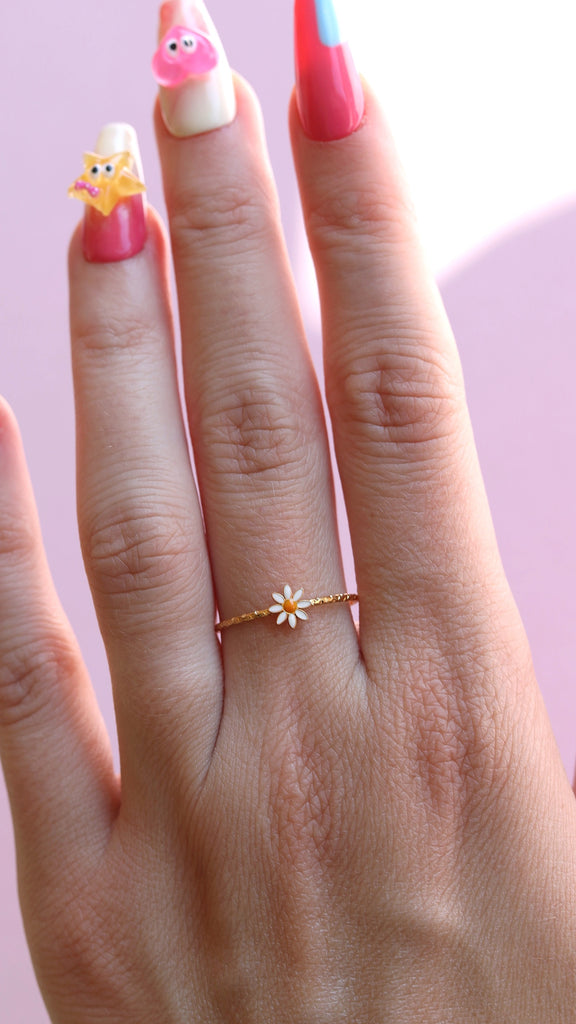 melomelo April - Enamel Daisy Ring