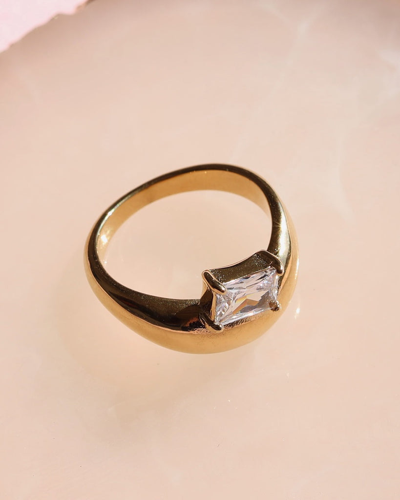 melomelo Ariana - Baguette Crystal Gold Ring